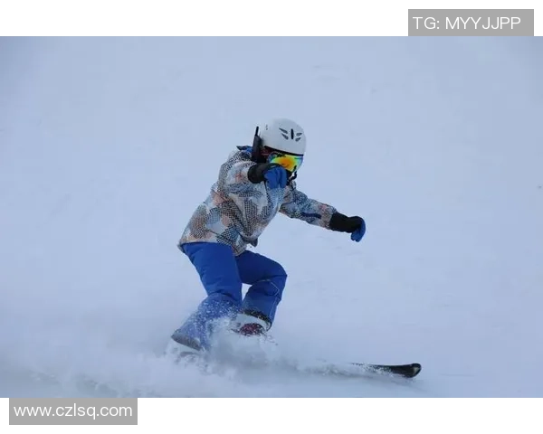 世界滑雪锦标赛精彩纷呈雪上技巧展现极致观赏性与运动魅力